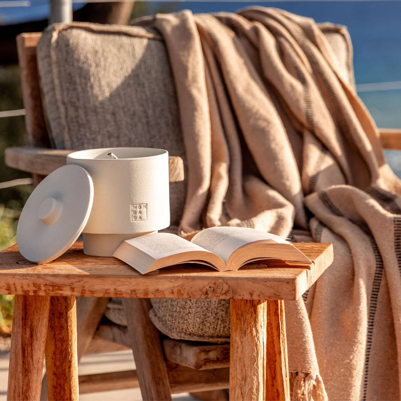 June Outdoor Candle ONE + lid - Dover