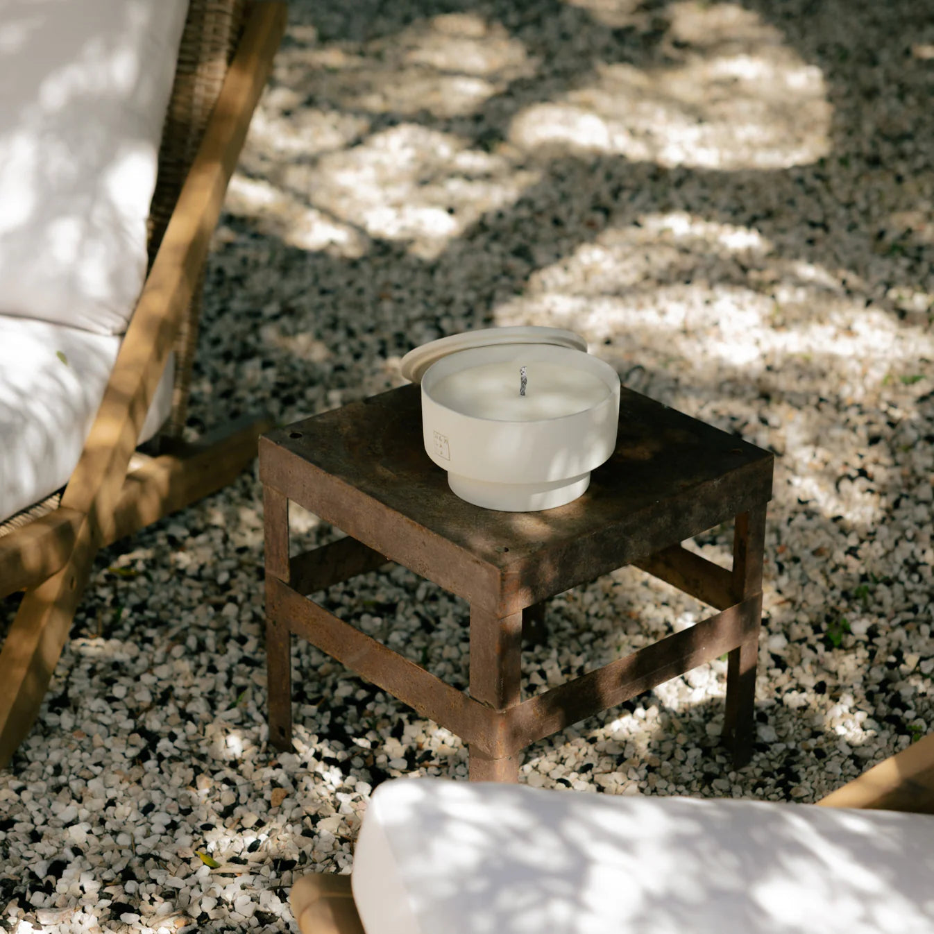 June Outdoor Candle TWO + lid - Dover
